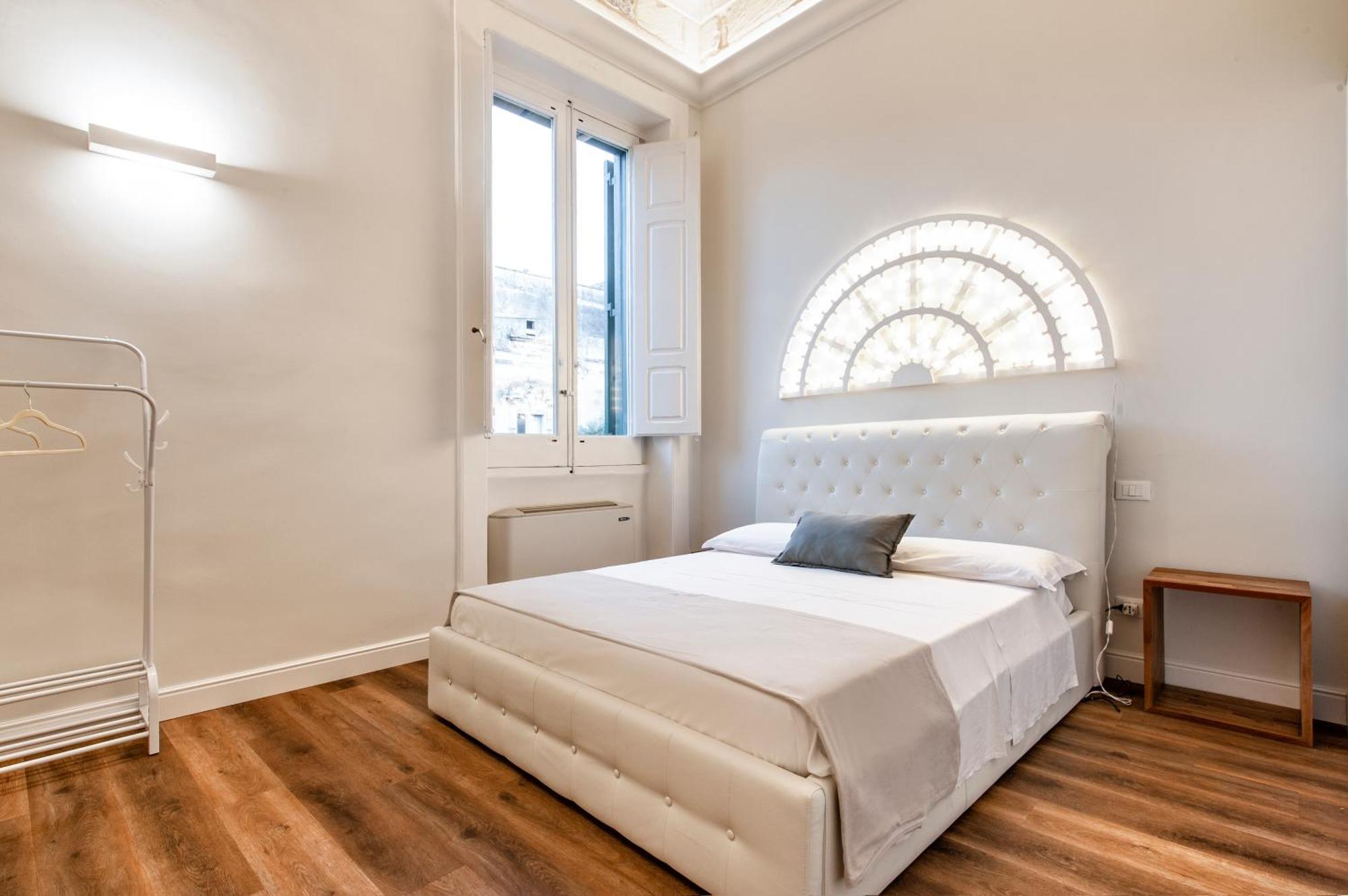 Vittoria Luxury House Bed & Breakfast Lecce Exterior photo