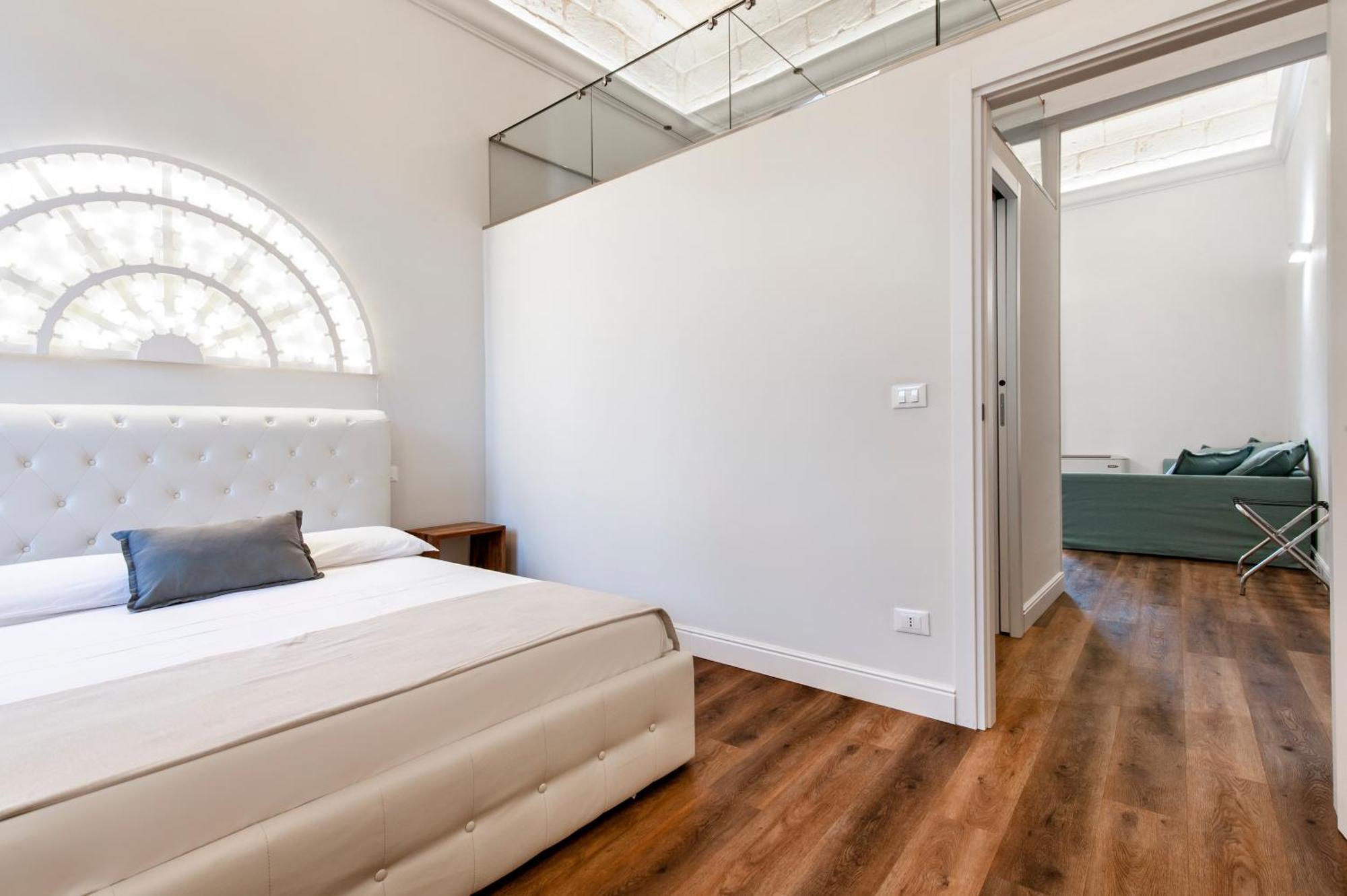 Vittoria Luxury House Bed & Breakfast Lecce Exterior photo